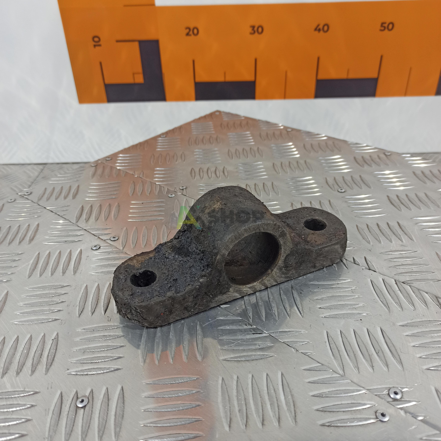 8.10.701 Бугель