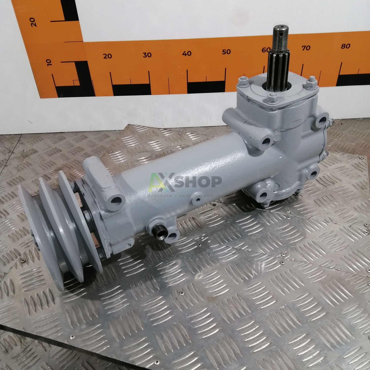 8.02.011-1 КН Редуктор вентилятора  