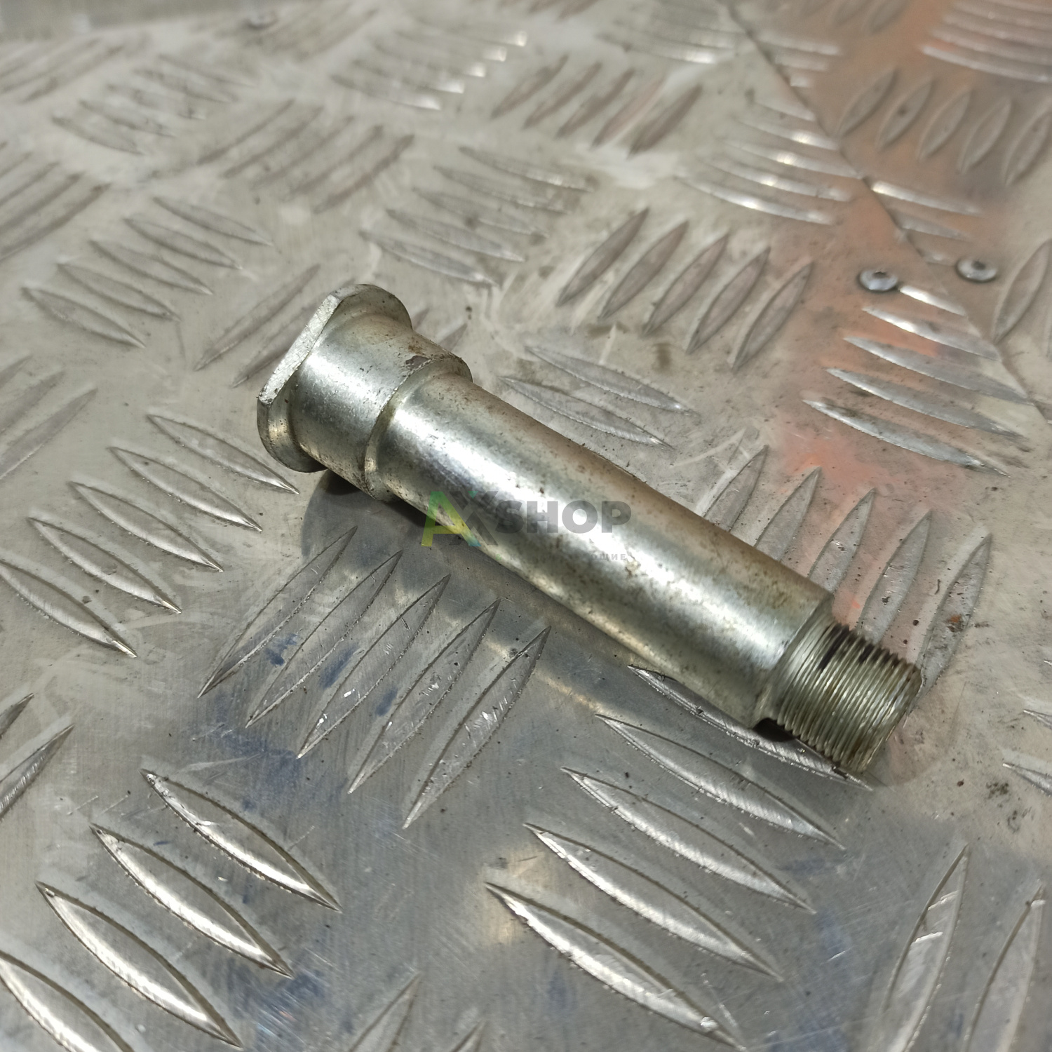 71-2905418 Палец крепления стойки амортизатора