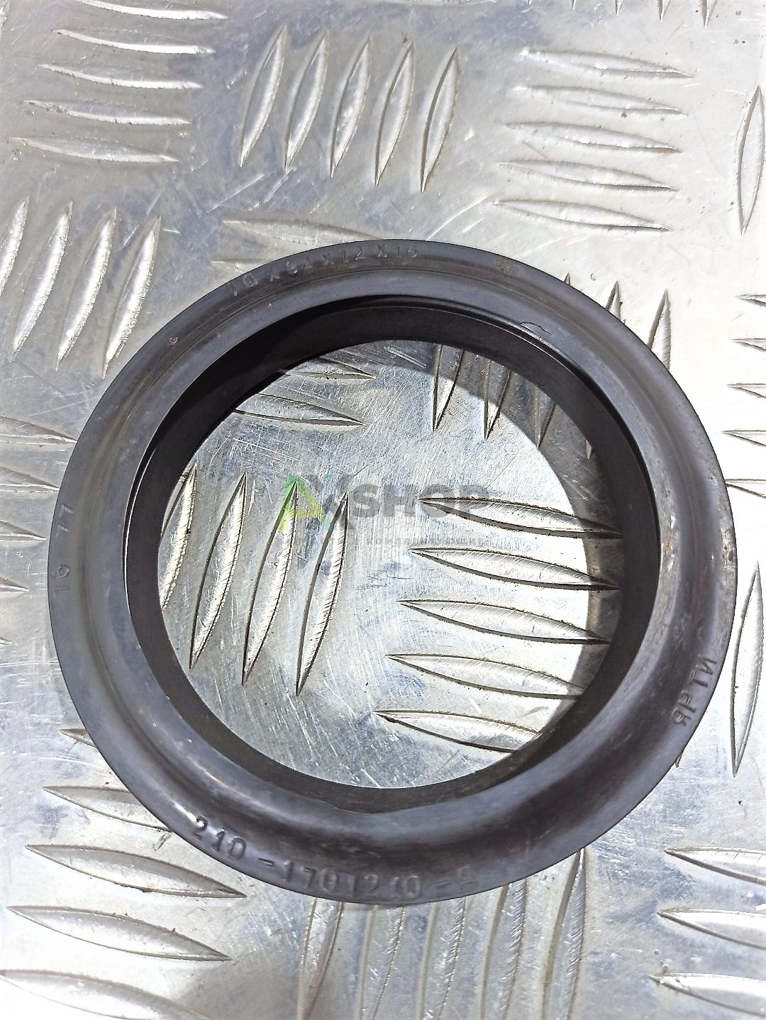 210-1701210-А Манжета с пружиной в сборе 70х92х12/16