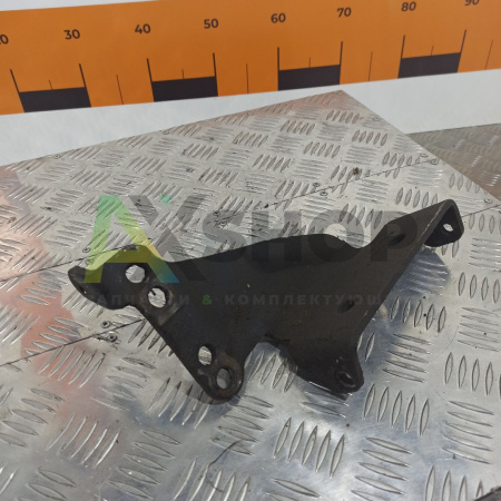 Кронштейн крепления насоса 130-3407203-А