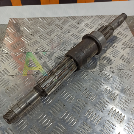 Вал ведомый шестерни 71-2601210