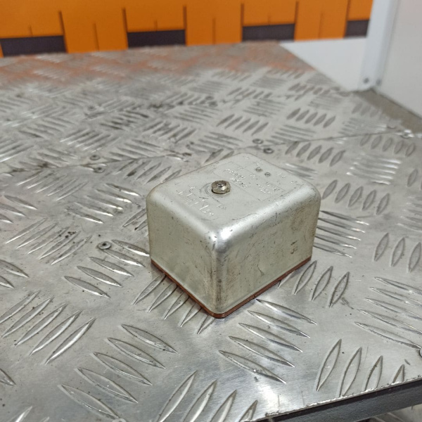 8Э15М Электромагнитное реле