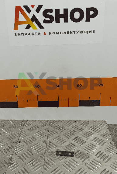 Планка стопорная болтов фиксатора гайки гильзы 47-3205092