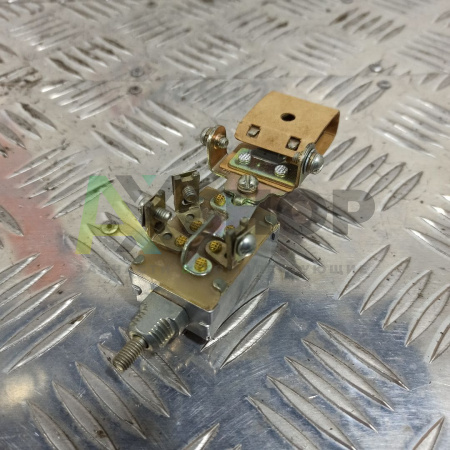 Переключатель П-300